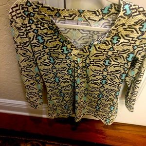 Ellie Kai size 4 shirt- pre loved